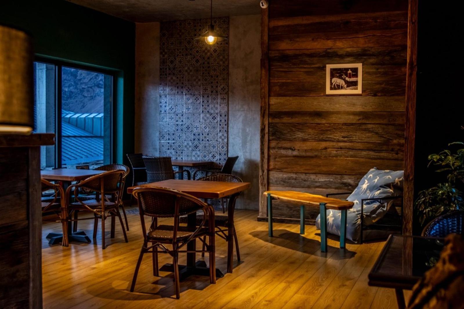 Hotel Misty Mountain Stepantsminda Exterior foto